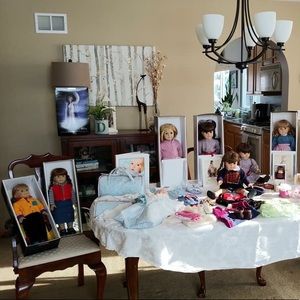 American Girl stuff ask questions, thank you 😊